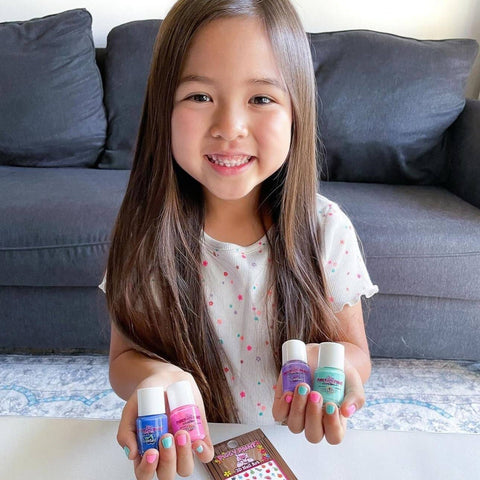 Non-toxic Nail Polish Set for Kids - Scented Berry Bestie