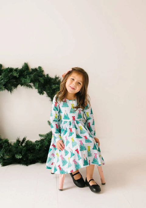 Gwendolyn Dress in Trim The Tree