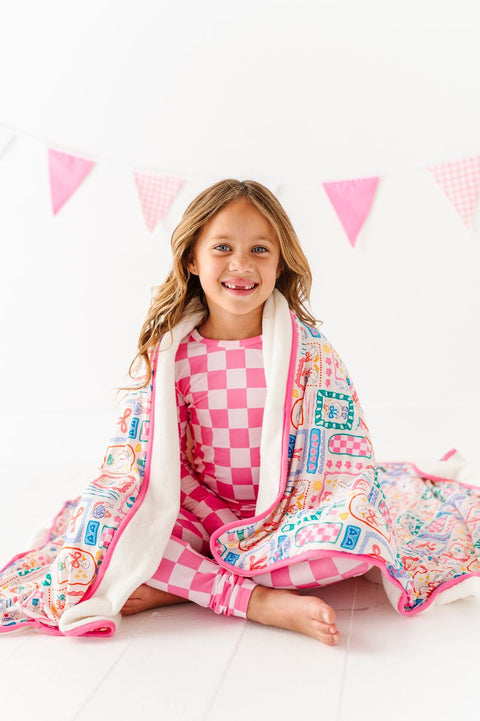 Gilly Goose Plush Blanket