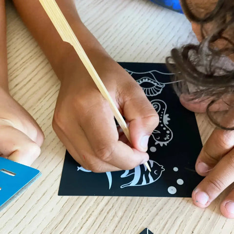 Totally Twilight Sea Life Lantern Scratch Art Set