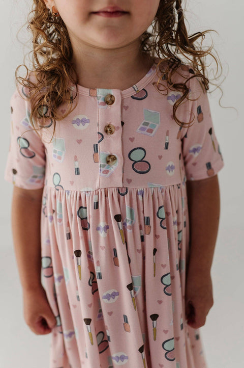 Short Sleeve Henley Dress in Makeup