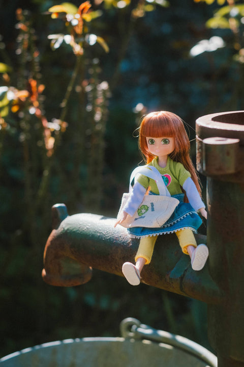 Planet Rescuer Lottie Doll