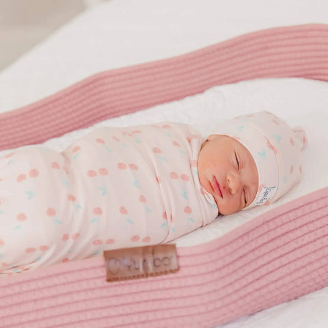 Knit Swaddle Blanket - Cheery