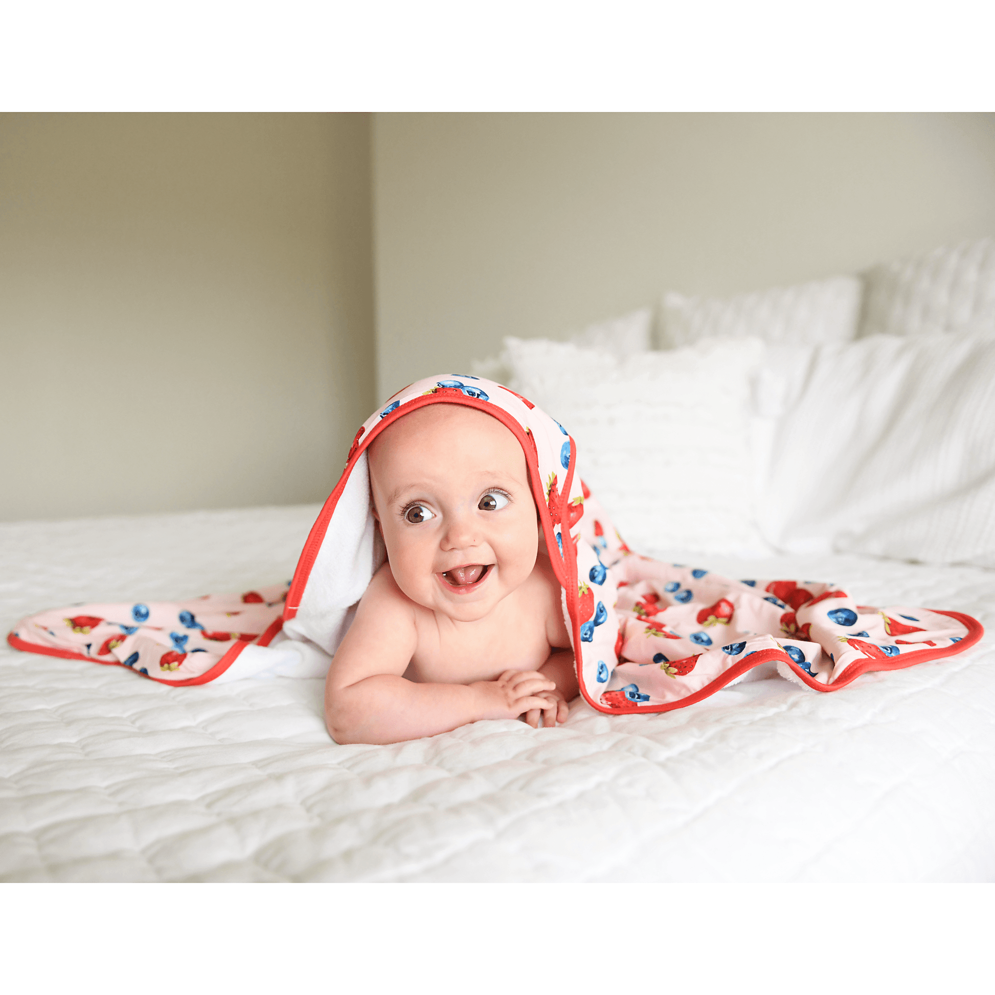 Rosie Berries Plush Bamboo Hooded Towel - Gigi and Max