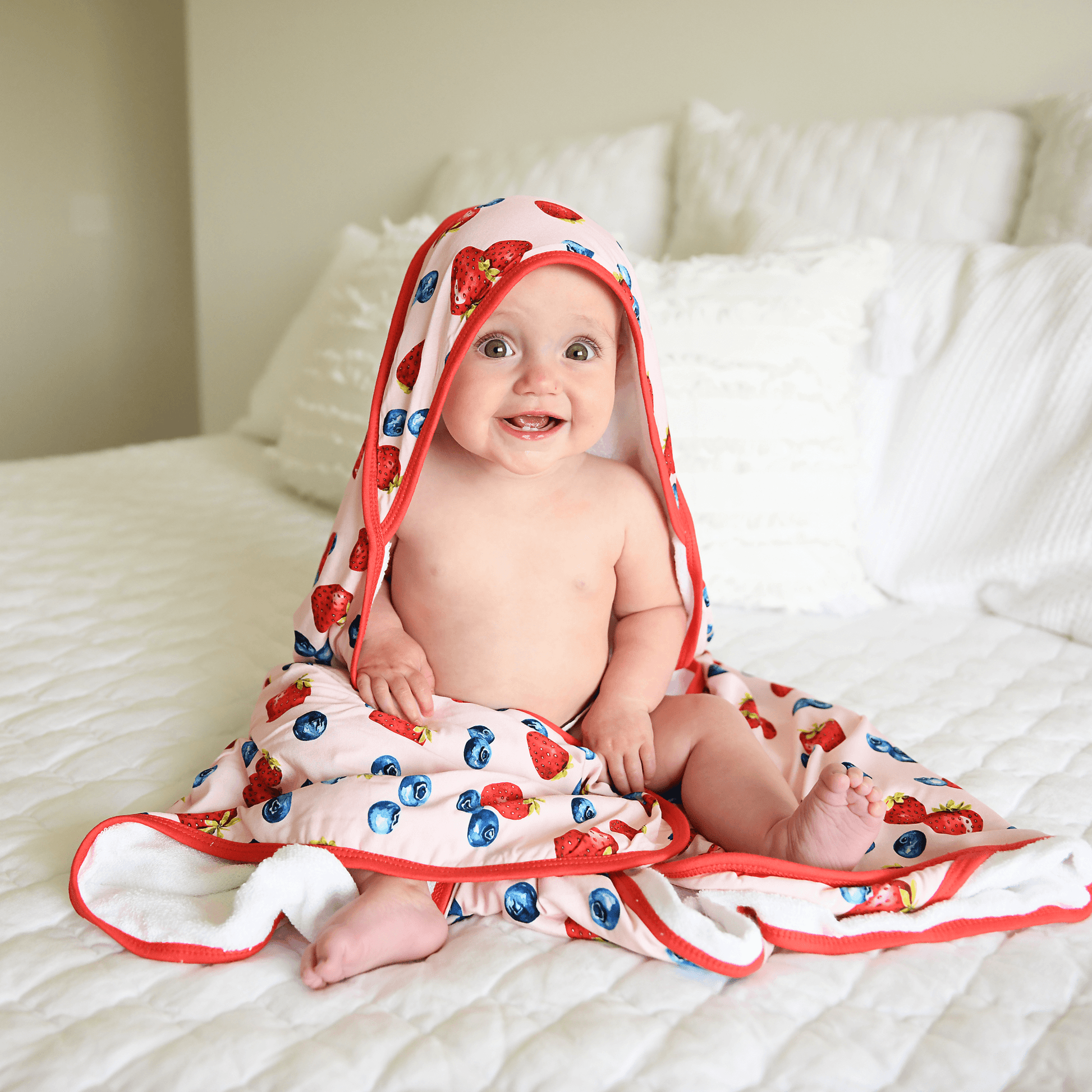 Rosie Berries Plush Bamboo Hooded Towel - Gigi and Max